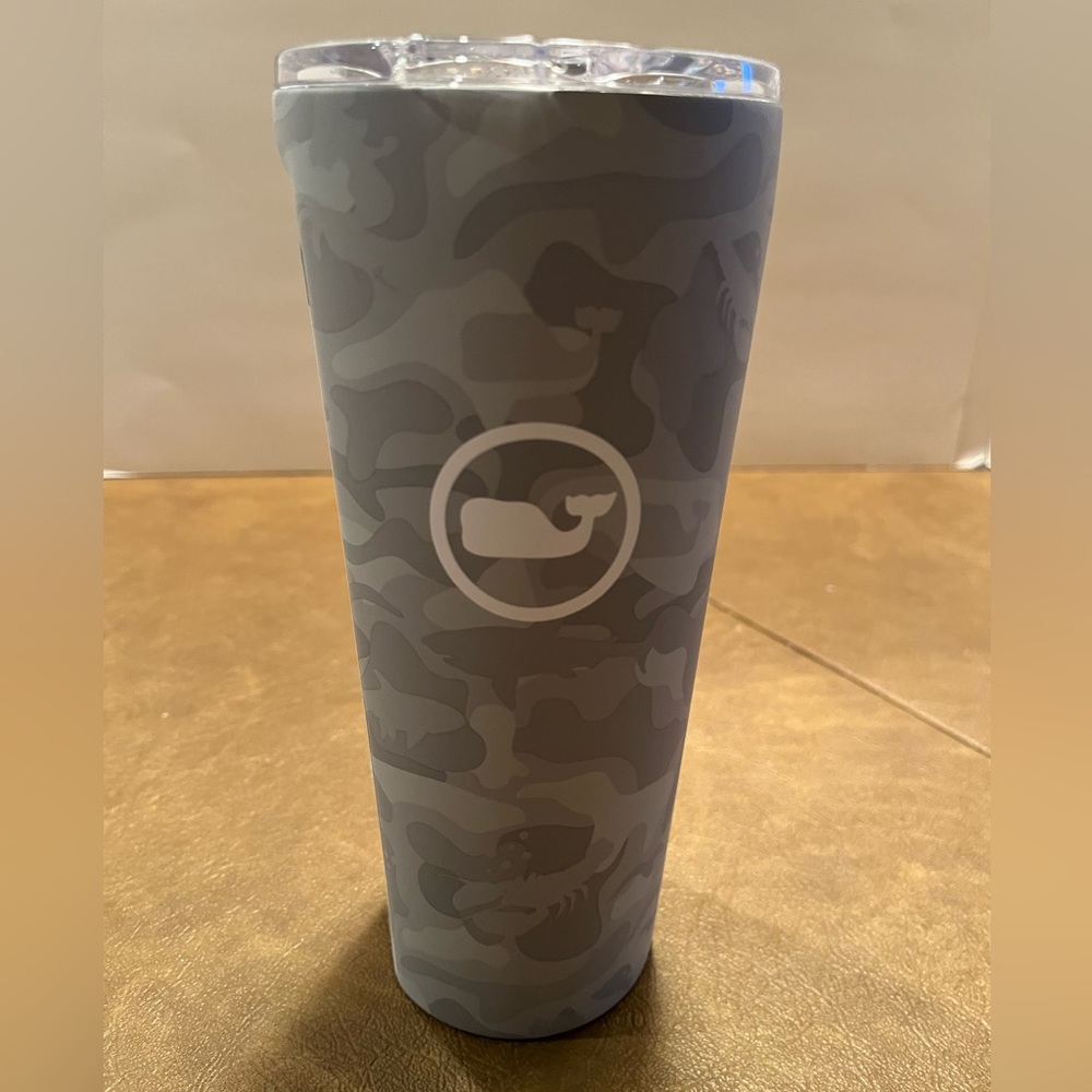 NWT Vineyard Vines Stainless Steel Tumbler by Corkcicle 24oz Grey Camo